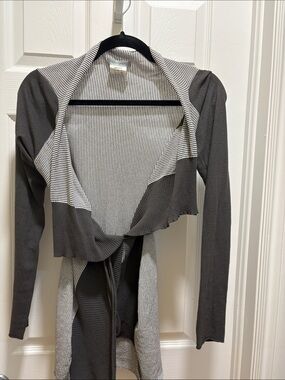 Sarah Pacini Gray and White Striped Open-Front Cardigan